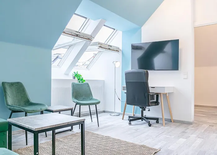 Lovely 2br & 1lr In The Heart Of Daire *