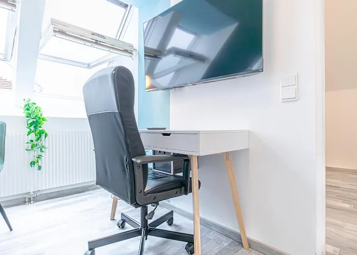 Lovely 2br & 1lr In The Heart Of Daire *